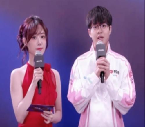 曼联逆境反,攻势猛烈,狼队意外进,天博体育,体育赛事,体育投注,实时直播,体育平台,体育投注